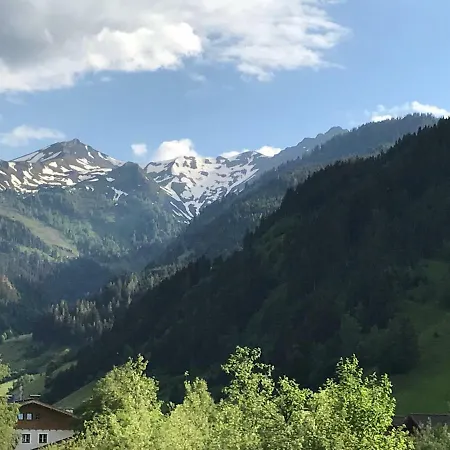 Haus Scharl דירה *